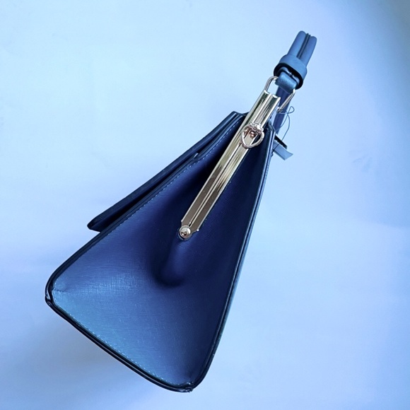 Sapphire Blue Shoulder or Cross Body Purse New - Picture 4 of 8